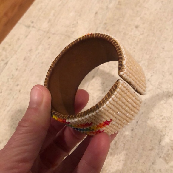 Amazing beaded cuff! - Picture 3 of 3